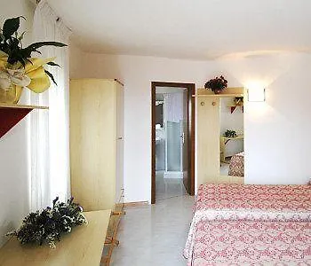Otel Pace 1954