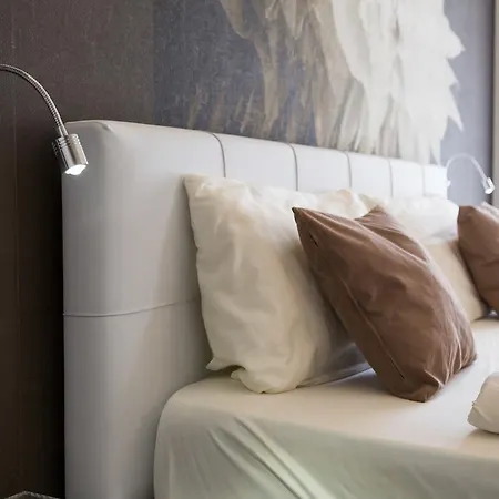 Pace 1954 Otel 3*